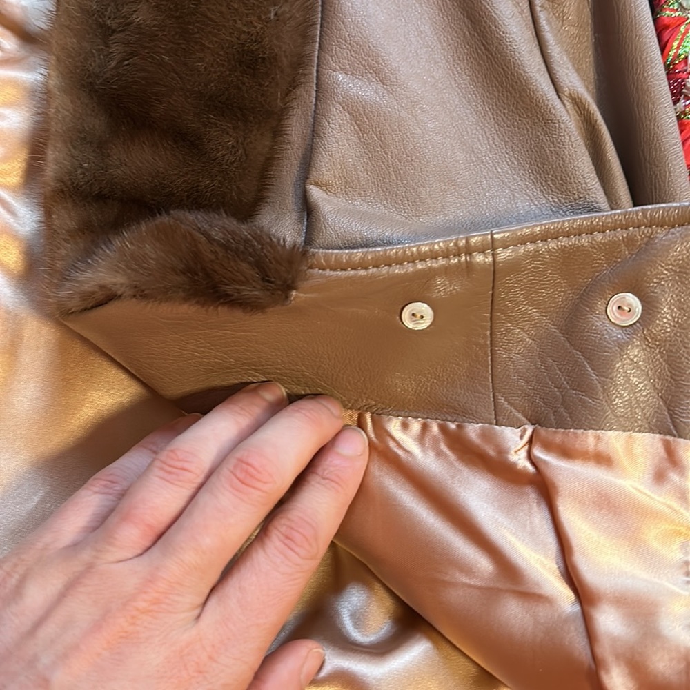Vintage leather cropped jacket. Small - Picture 8 of 9